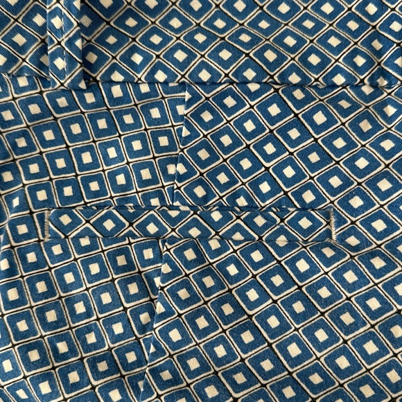 Ann Taylor Carnegie Crops - Size 2P - Picture 3 of 3